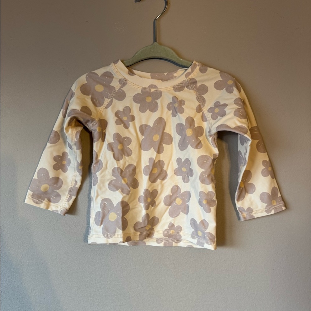 Rylee + Cru daisy rash guard
